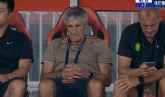 成都蓉城登顶!申花遭绝杀,国安6球惨败,4队只差2分海港已掉队